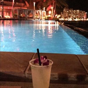 Meet your Posher, Max